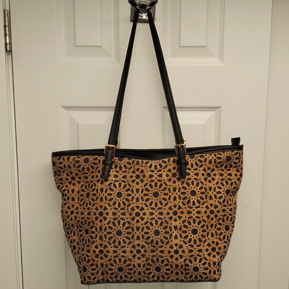 Miztigue Handbag